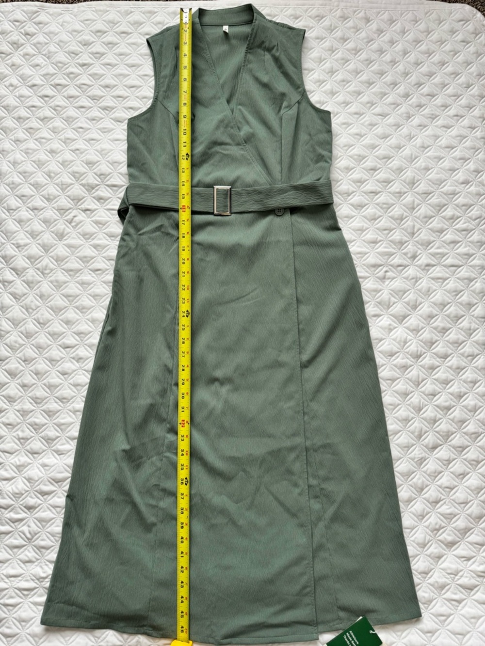 NWT HALARA Green V-Neck Sleeveless Wrapped Belted Midi Travel Dress Pockets Sz M - Picture 4 of 16